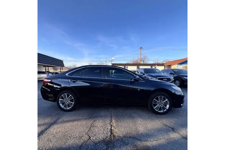 $15999 : 2017 Camry LE image 6