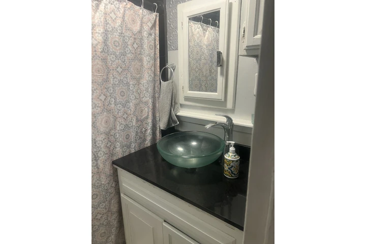 $875 : Renta habitación en Reseda. image 6