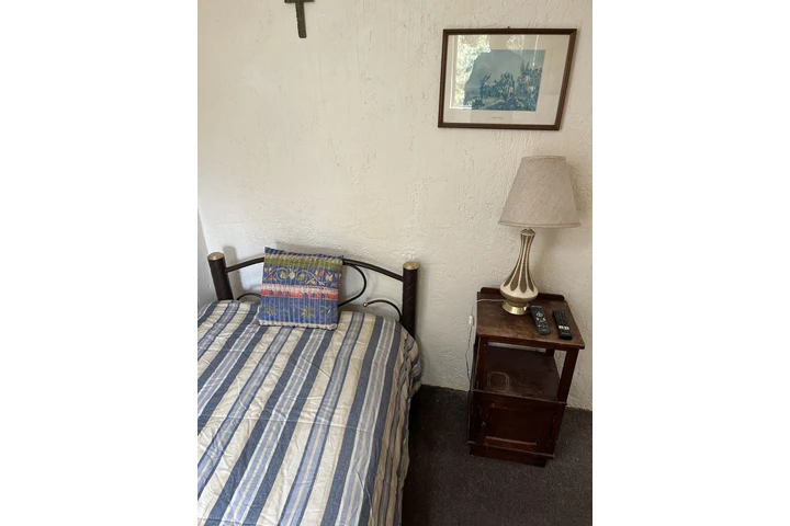 $6000 : RENTA CUARTO BAR. DEL MUERTO image 3