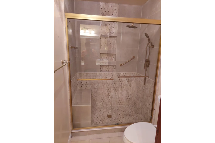 Remodelacion y construcción image 2