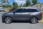 $27355 : PRE-OWNED 2018 HONDA PILOT TO thumbnail