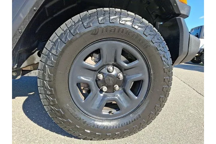 $26994 : Jeep Wrangler Unlimited 2021 image 8