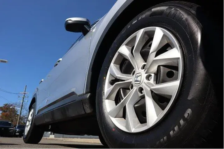 $25256 : Honda CR-V 2024 LX 4dr SUV image 10