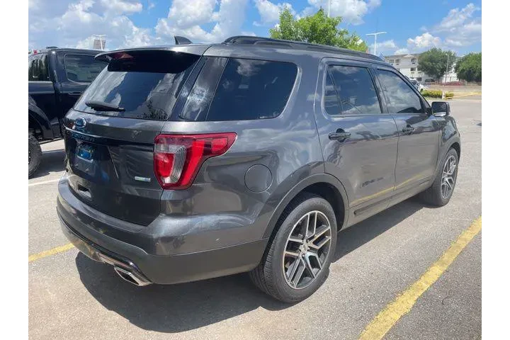 $20990 : Ford Explorer 2017 AWD Sport image 9