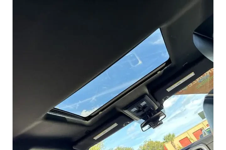 $20900 : Ram 1500 2017 4x2 Laramie Li image 8