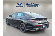 $27572 : Hyundai ELANTRA 2025 N Line thumbnail