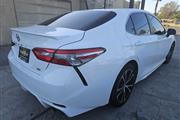 $17995 : 2018 Camry SE thumbnail