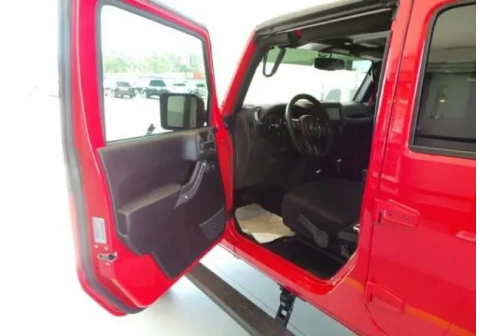 Jeep Wrangler Unlimited 2017 image 10