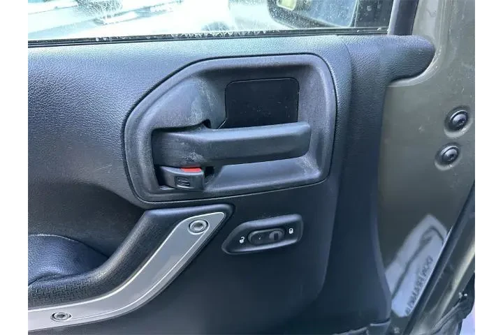 $20996 : Jeep Wrangler Unlimited 2015 image 5