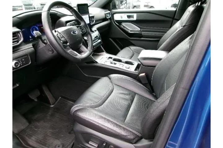 $39996 : Ford Explorer 2022 AWD ST 4d image 9
