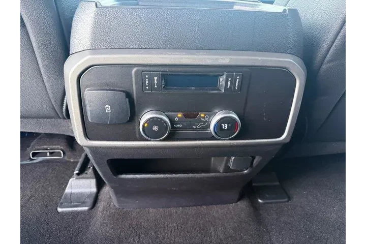 $22576 : Ford Expedition 2020 4x2 XLT image 8