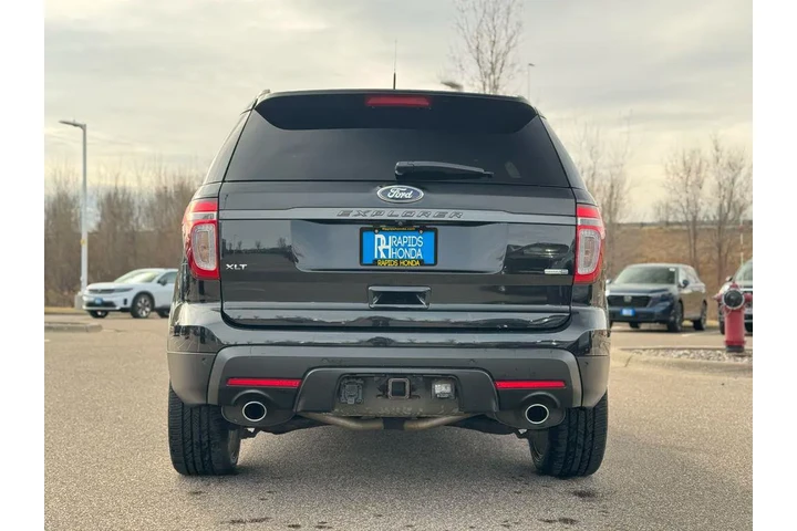 $10969 : Ford Explorer 2015 AWD XLT 4 image 4