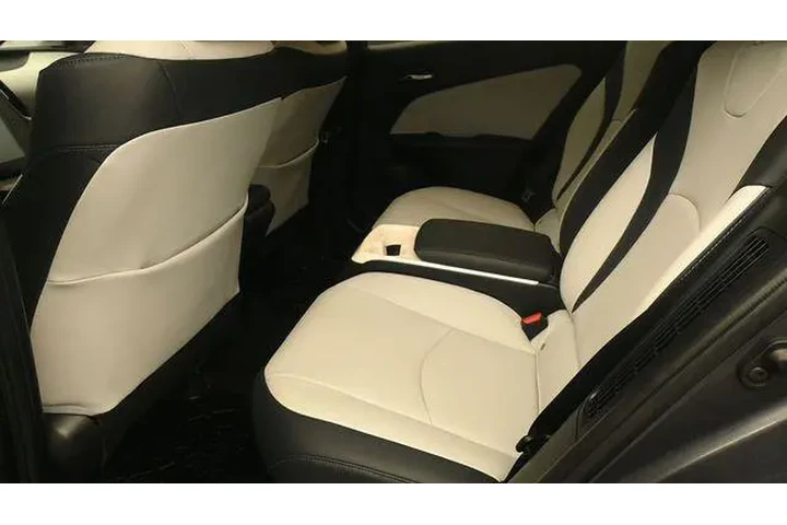 $16958 : Toyota Prius Prime 2018 Plus image 10