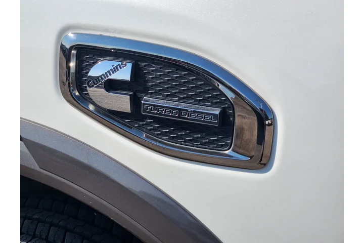 Nissan Titan XD 2016 4x2 S 4 image 8