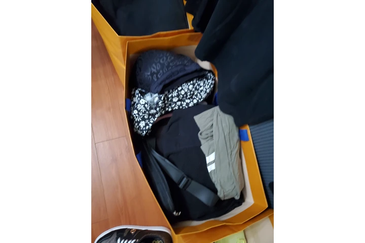 $200 : Ropa zapatos y más image 3
