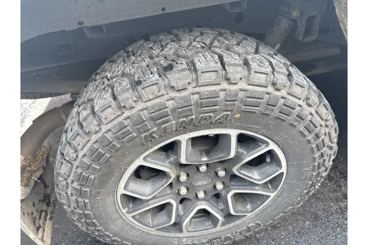 $39997 : Ford F-150 2023 4x4 XLT 4dr image 6