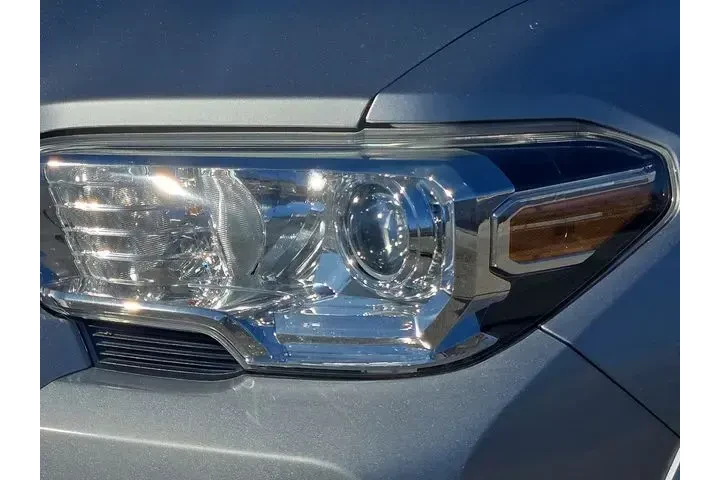 $24750 : Toyota Tacoma 2019 4x2 TRD O image 8