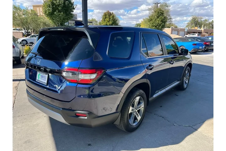 2023 Pilot EX-L 2WD image 5