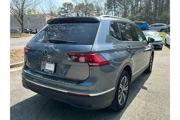 $21991 : Volkswagen Tiguan 2024 Wolfs image 5