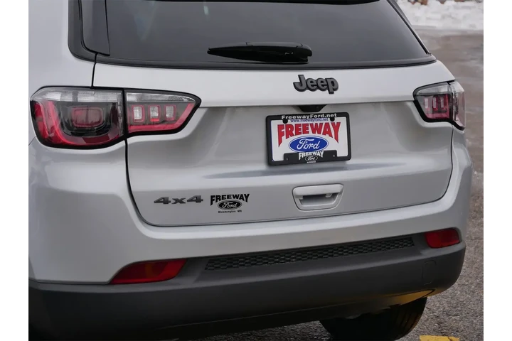 $24990 : Jeep Compass 2025 4x4 Latitu image 10