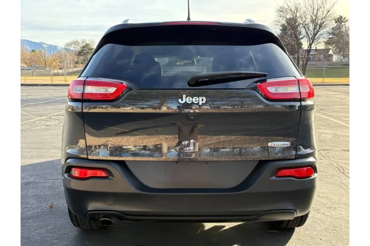 $9900 : 2018 Cherokee Latitude Plus image 9