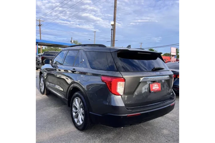 $21995 : 2020 Explorer XLT image 9
