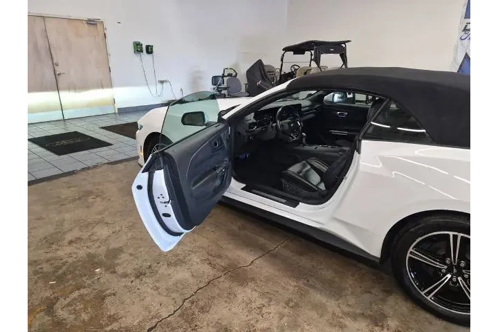 $32480 : Ford Mustang 2024 EcoBoost P image 9