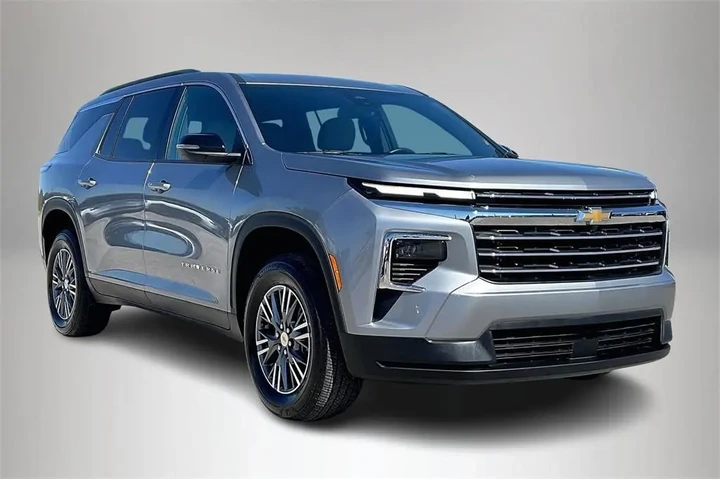 Chevrolet Traverse 2025 LT 4 image 1