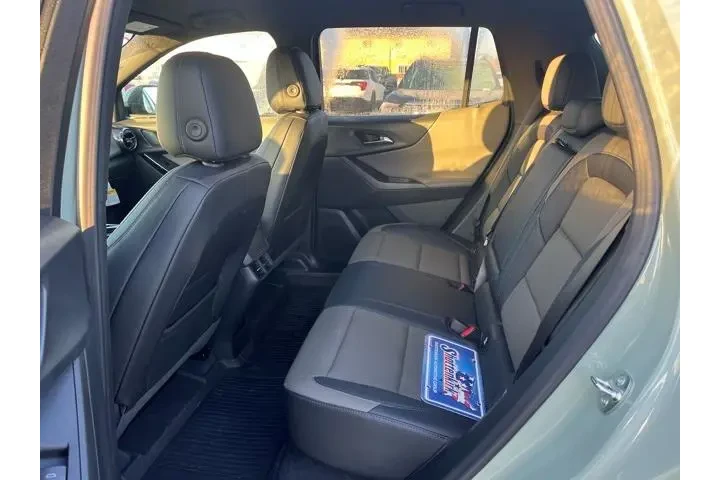 $29998 : Chevrolet Equinox 2026 4x4 L image 8