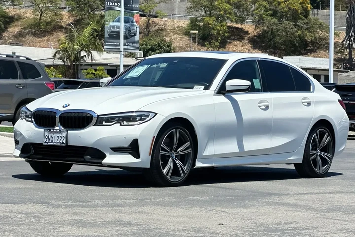 $29900 : BMW 3 Series 2022 330i 4dr S image 7