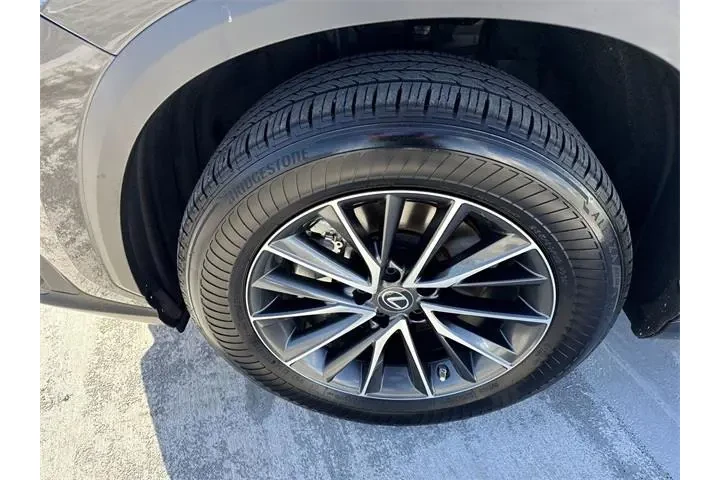 $35998 : Lexus NX 250 2023 4dr Crosso image 10