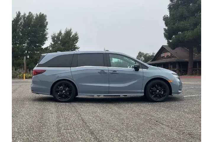 $45888 : Honda Odyssey 2023 Sport 4dr image 7