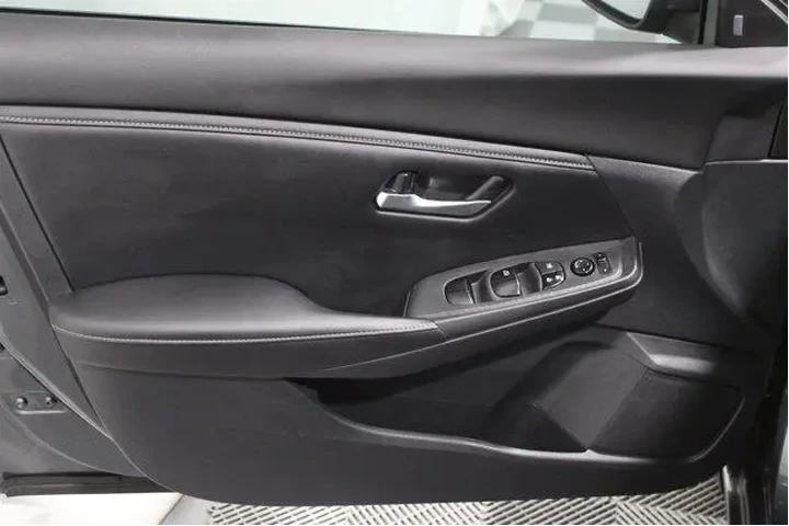 $16939 : Nissan Sentra 2021 SV 4dr Se image 3