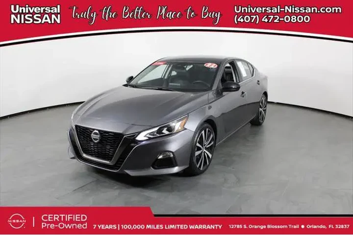 $16713 : Nissan Altima 2022 2.5 SR 4d image 1