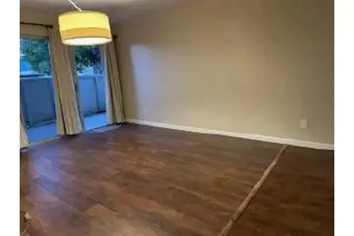 $2200 : CONDO FOR RENT IN LOMA LINDA image 7