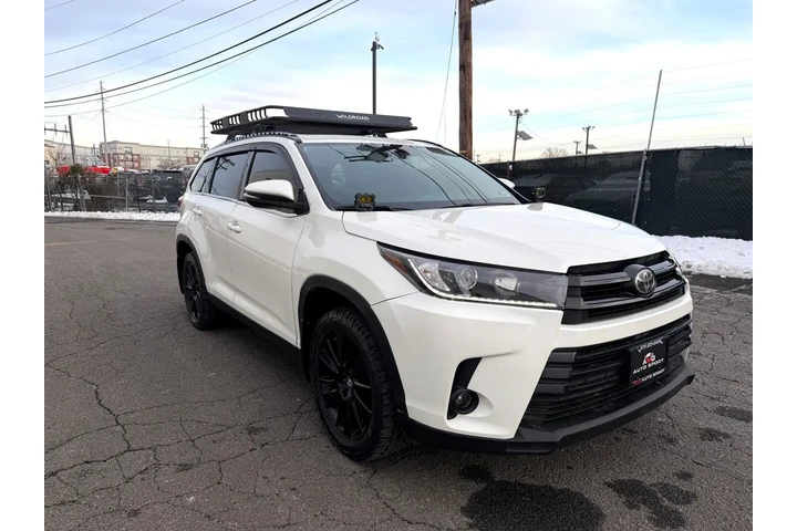 $20988 : 2019 Highlander XLE V6 AWD (N image 10