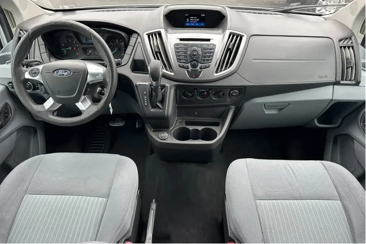 $18916 : Ford Transit 2017 350 XL 3dr image 3