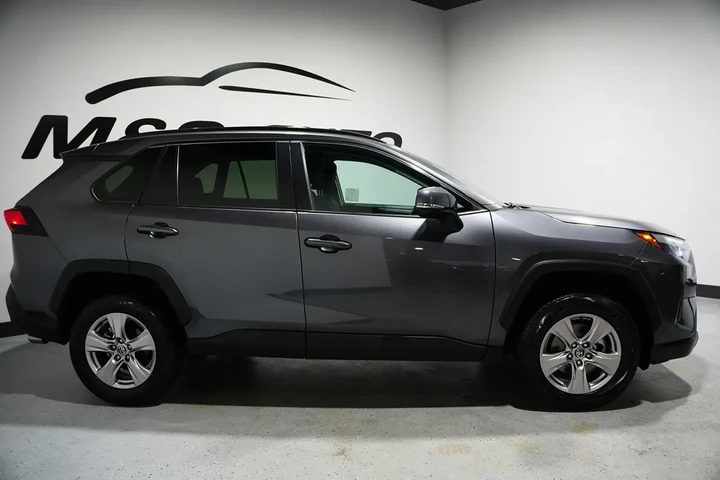 $25496 : 2023 RAV4 image 6