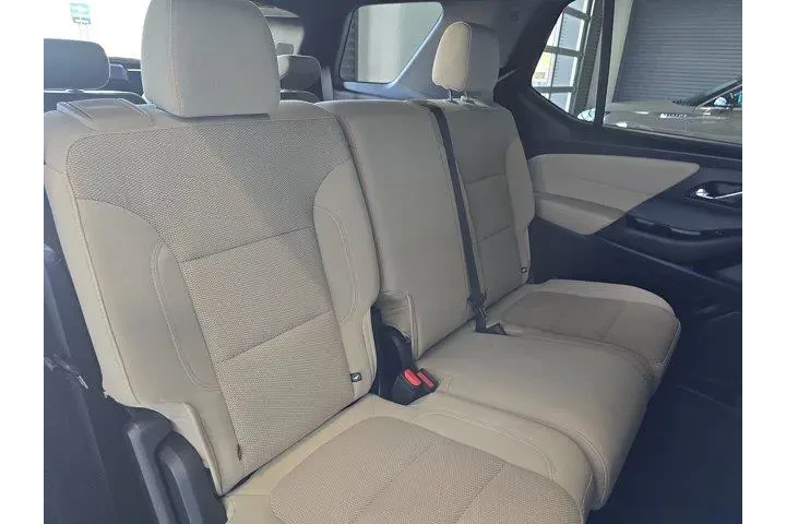 $27599 : Chevrolet Traverse 2023 LS 4 image 9