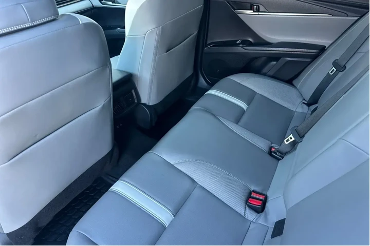 $29200 : Toyota Camry 2025 SE 4dr Sed image 7