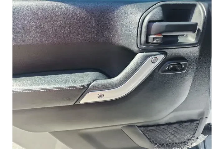 $26538 : Jeep Wrangler Unlimited 2017 image 9