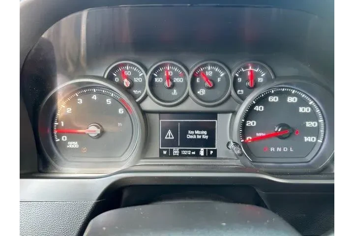 GMC Sierra 2500HD 2024 4x4 P image 10