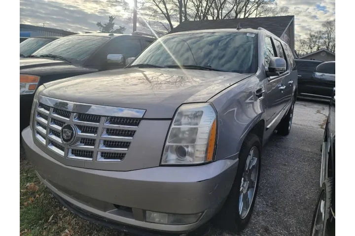 $7000 : 2007 Escalade ESV image 3