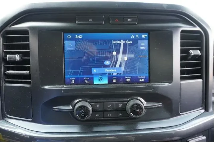 $29725 : Ford F-150 2022 4x2 XL 4dr S image 9