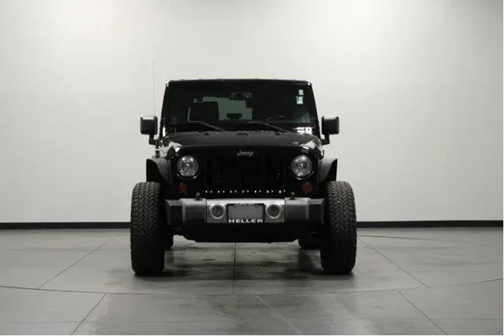 $13962 : Jeep Wrangler 2013 4x4 Sahar image 8