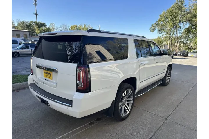 $18900 : 2017 GMC Yukon XL Denali image 6