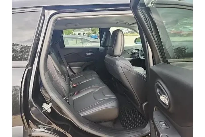 Jeep Cherokee 2021 4x4 Trail image 6