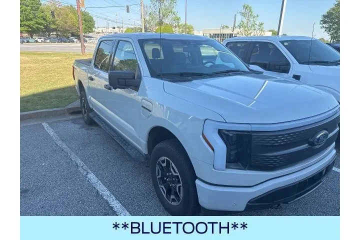 $37998 : Ford F-150 Lightning 2023 AW image 6