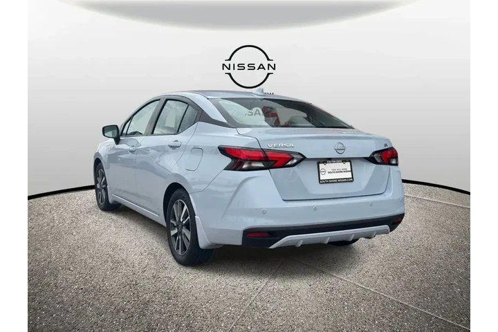 $14995 : Nissan Versa 2024 SV 4dr Sed image 7