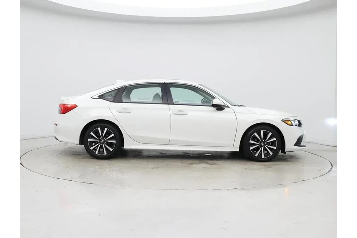 $26998 : Honda Civic 2024 EX 4dr Seda image 7
